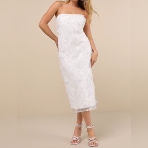 sachin and babi light blue dress Leo Lin Rose-Embroidered Caroline Midi Dress - Black main image 0